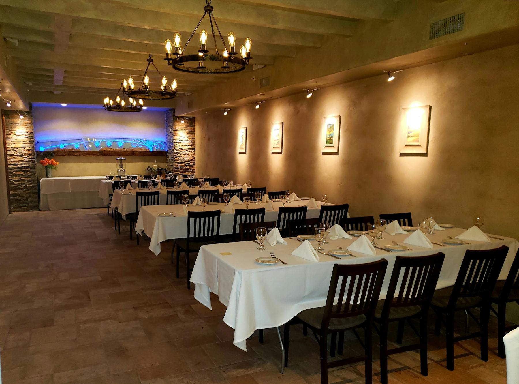 Wine Cellar Los Gatos in Los Gatos, CA offers a dining room with old